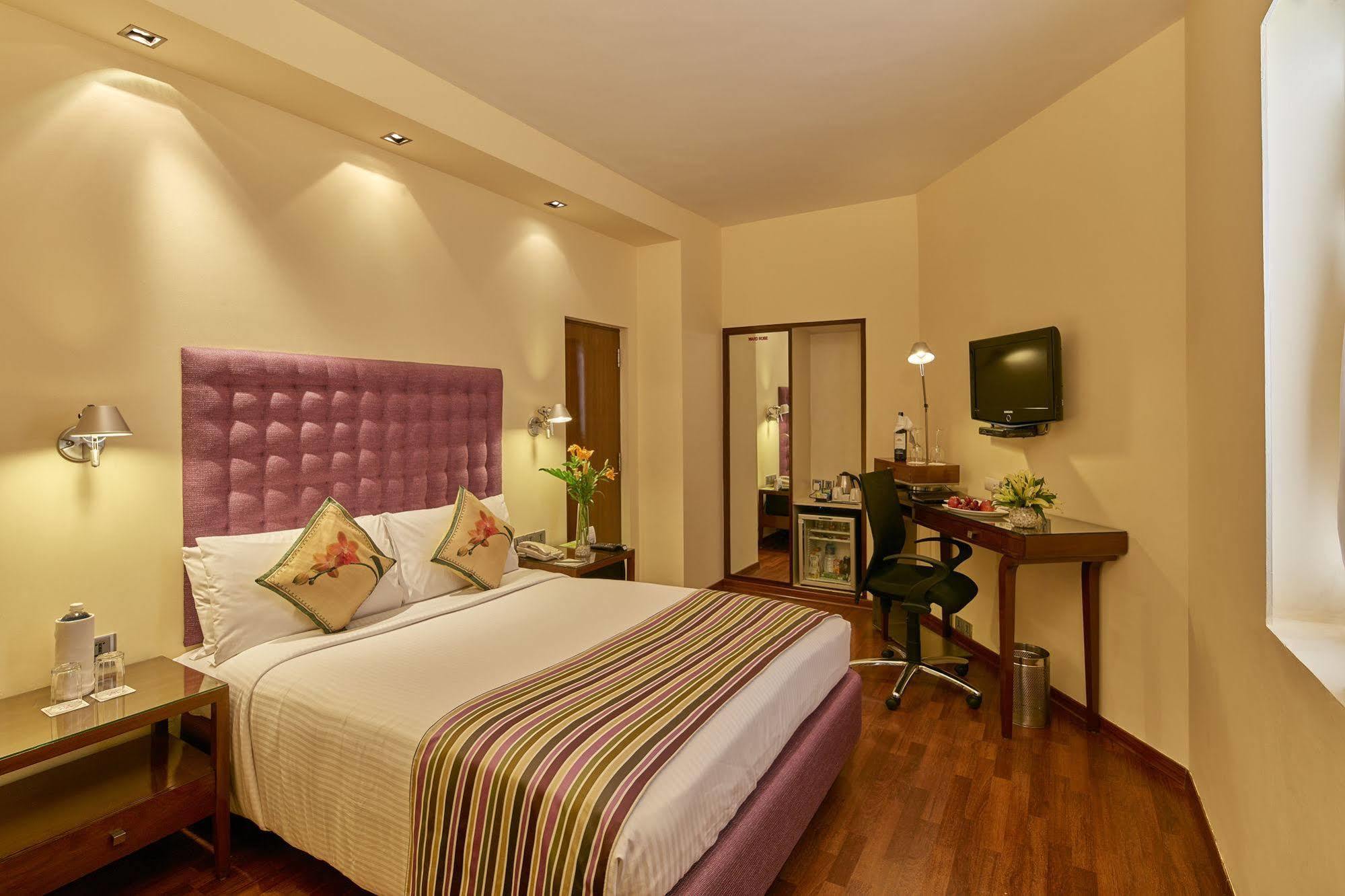 Royal Orchid Central Bangalore, Manipal Centre, Mg Road Ngoại thất bức ảnh